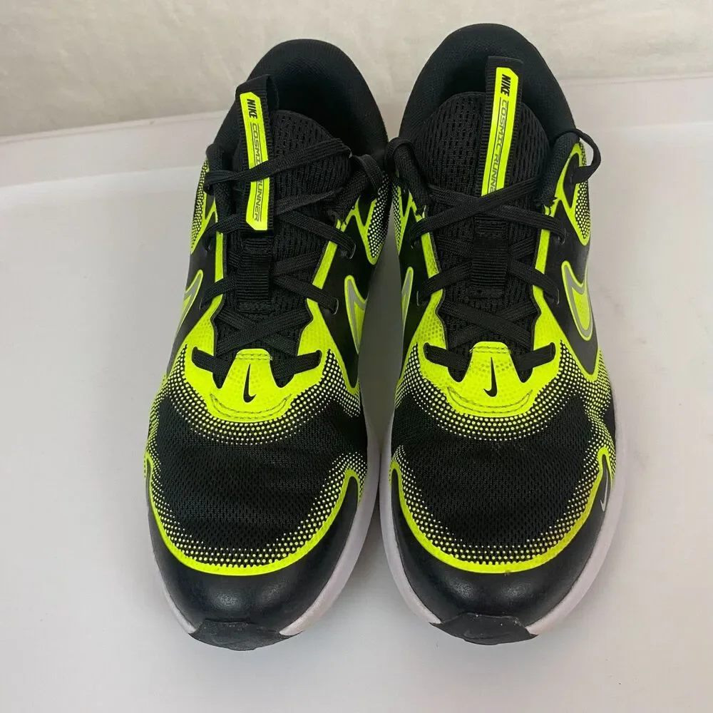 Nike Kids Cosmic Runner Running Shoes Black Volt Yellow 5.5 Youth
